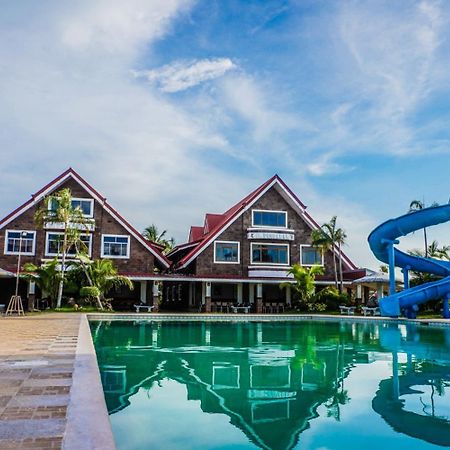 Bolinao El Pescador Resort Hotel מראה חיצוני תמונה